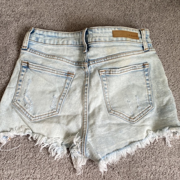 Chello Jean shorts - Picture 2 of 2